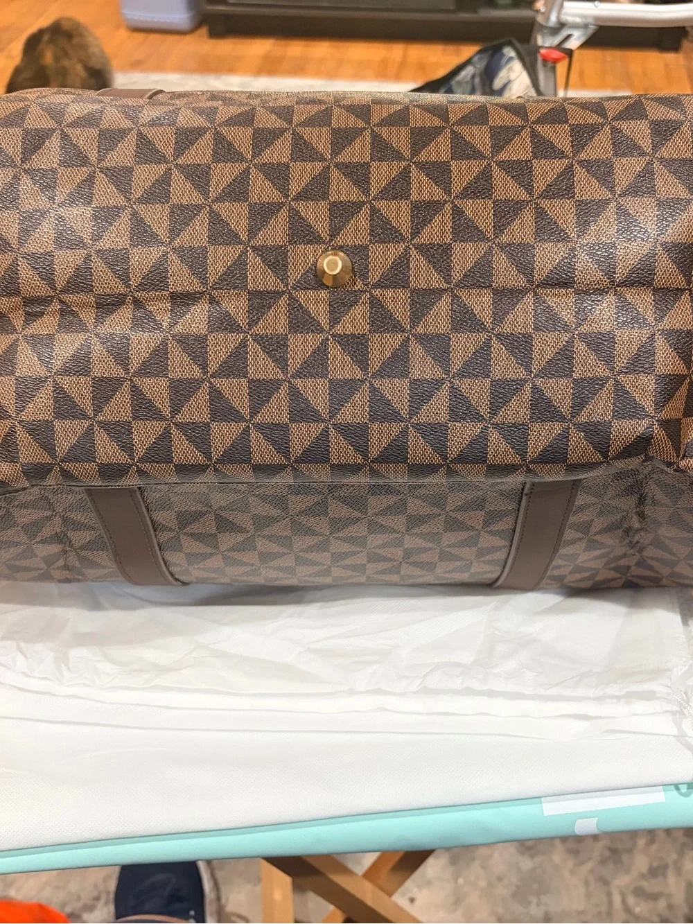 Coast to Cost Brown pinwheel weekender travel Bag NWT